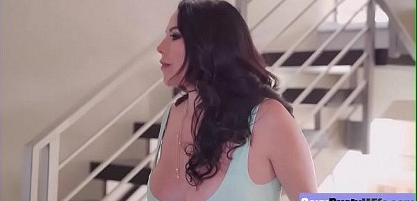  Slut Hot Mature Wife (Ariella Ferrera & Missy Martinez) With Big Round Tits Get Nailed vid-04